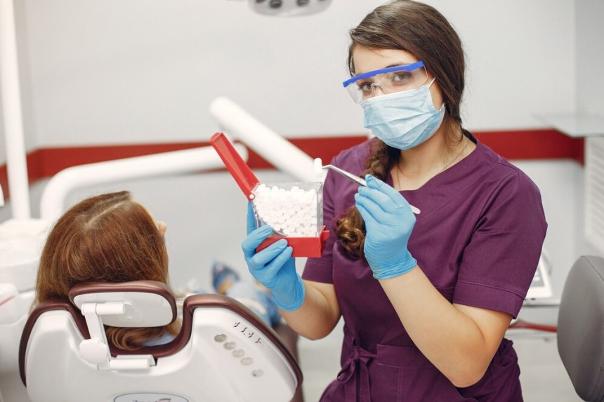 Blogs - Bang Box online - A Complete Guide to Endodontics in Cape Coral: Saving Your Teeth with Root Canal Treatment