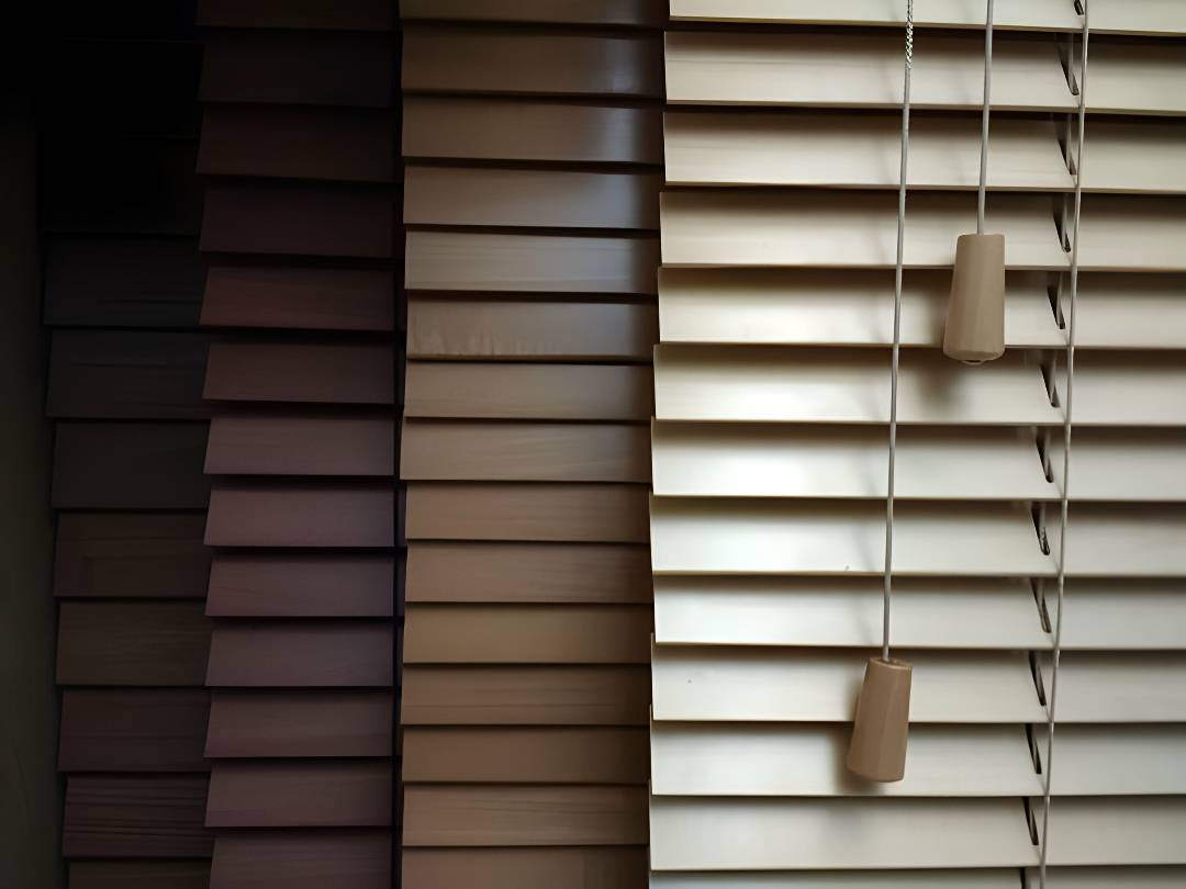 How Window Blinds Work | Dream Vinyl Flooring